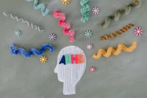 Read more about the article 아동 ADHD 특징, 산만한 아이 정말 지능 문제일까?